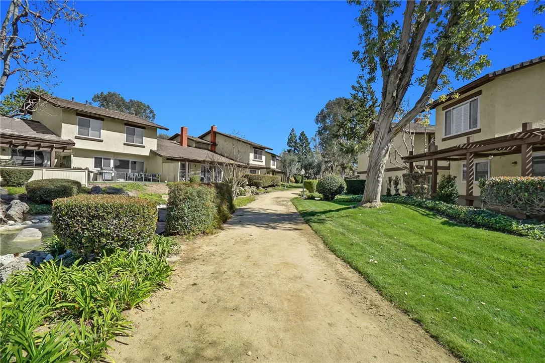 1684 Aspen Village Way, West Covina, California 91791 home-pic-32