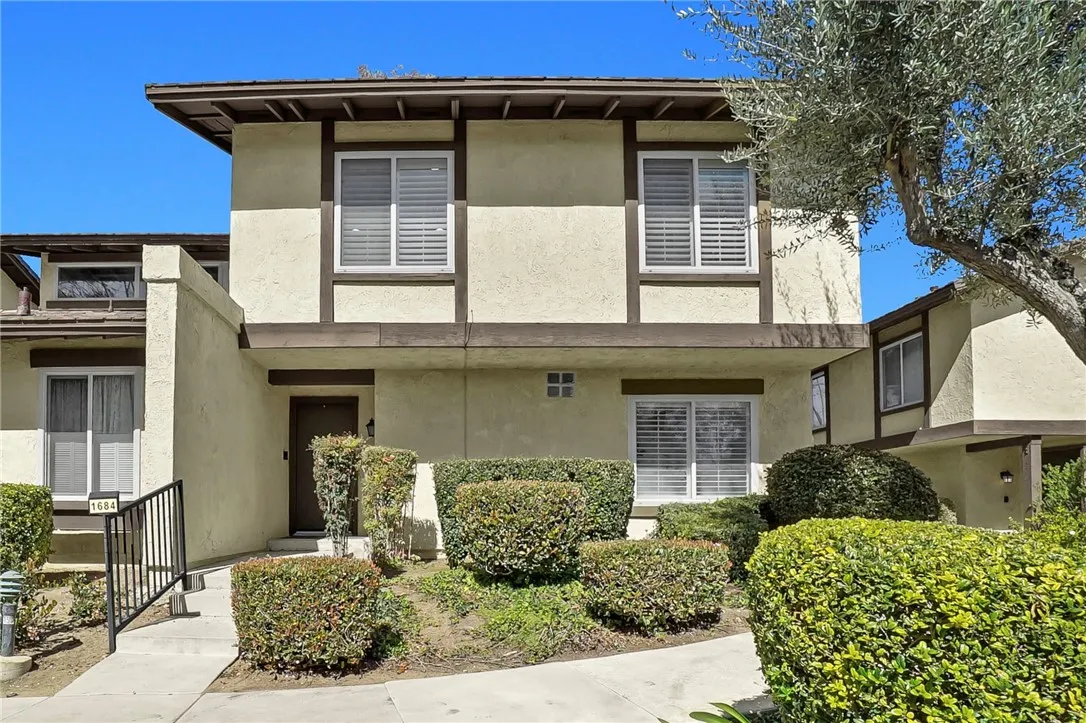 1684 Aspen Village Way, West Covina, California 91791 home-pic-1