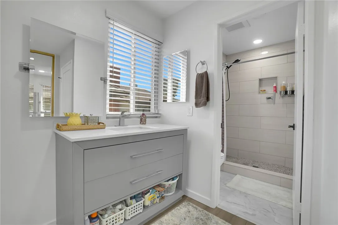 1684 Aspen Village Way, West Covina, California 91791 home-pic-24