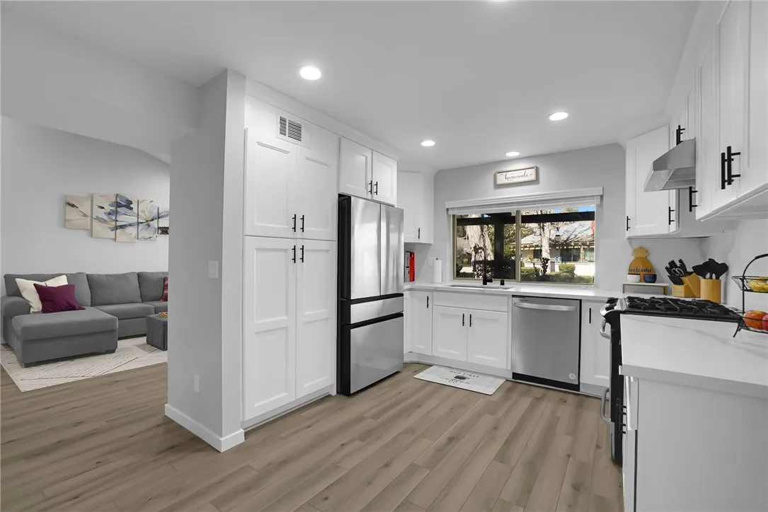 1684 Aspen Village Way, West Covina, California 91791 home-pic-12