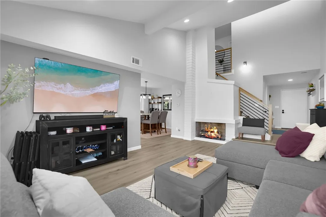 1684 Aspen Village Way, West Covina, California 91791 home-pic-7