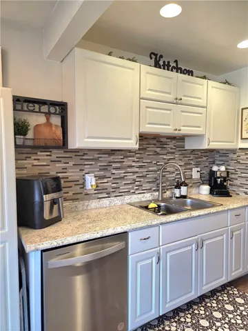 1200 W Lambert #32 Road, La Habra, California 90631