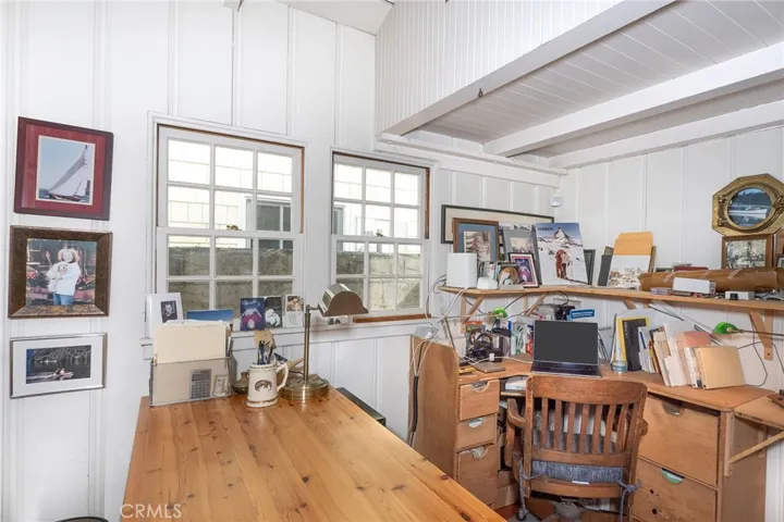 2nd bedroom currently used as an office