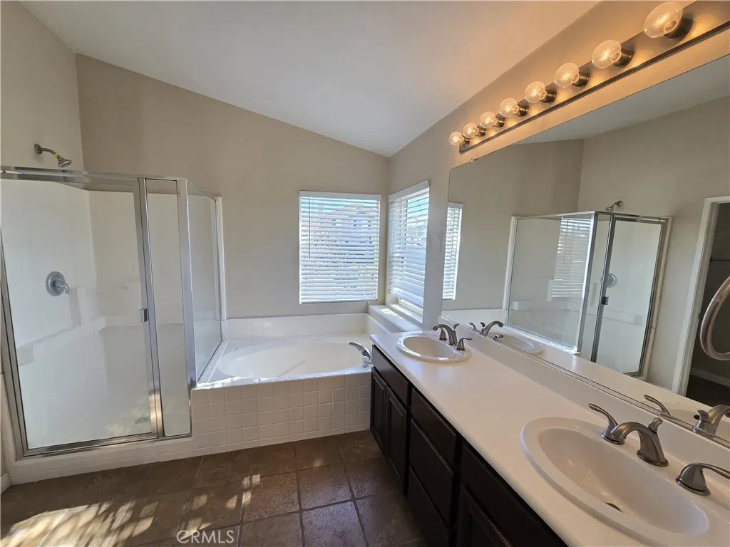 1869 Petaluma, Chula Vista, California 91913 home-pic-12