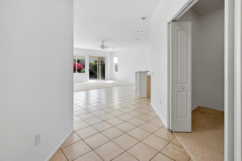 37410 Medjool Avenue, Palm Desert, California 92211 home-pic-20