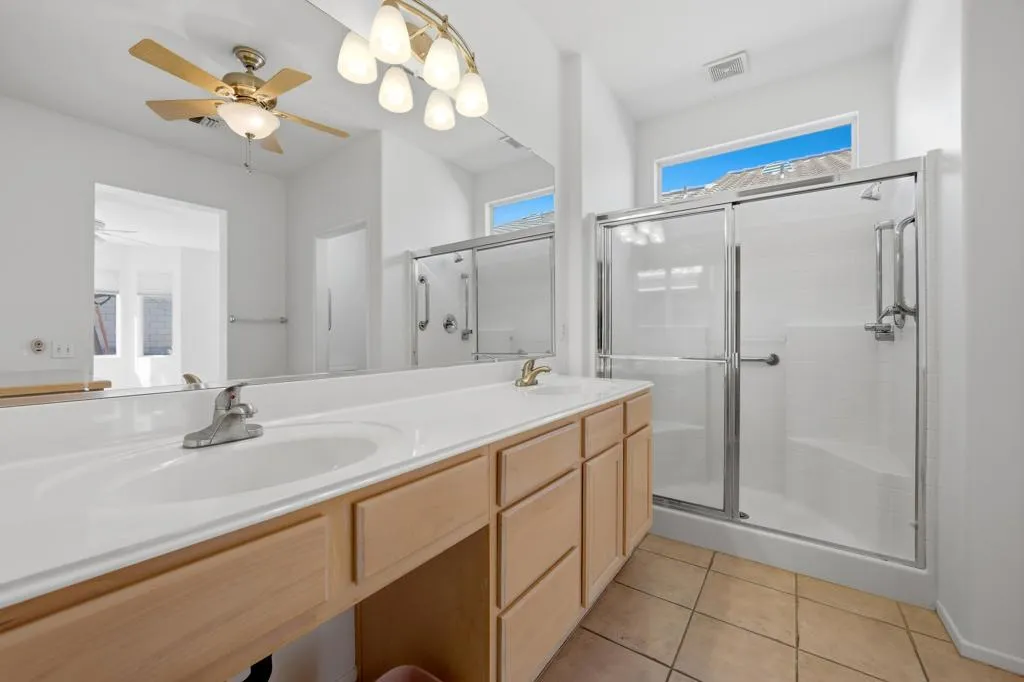 37410 Medjool Avenue, Palm Desert, California 92211 home-pic-27