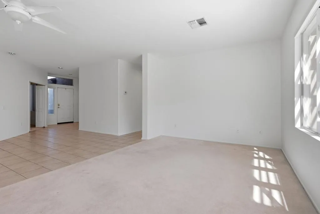 37410 Medjool Avenue, Palm Desert, California 92211 home-pic-10