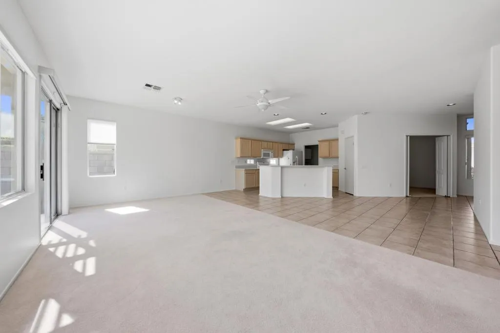37410 Medjool Avenue, Palm Desert, California 92211 home-pic-12