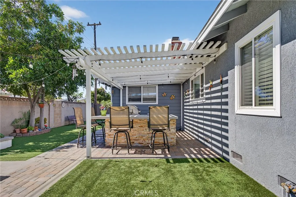 1758 W Siva, Anaheim, California 92804 home-pic-26