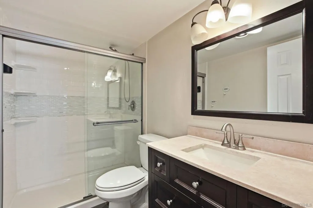 10794 Jeanne Ter E, Santee, California 92071 home-pic-19