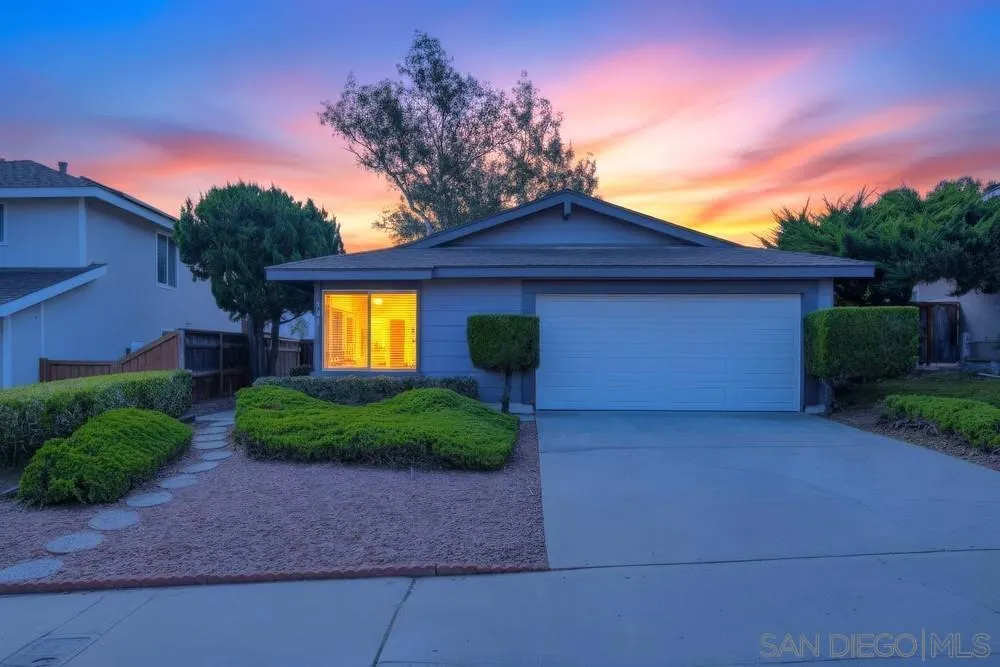 321 Skyridge Ln, Escondido, California 92026 home-pic-28
