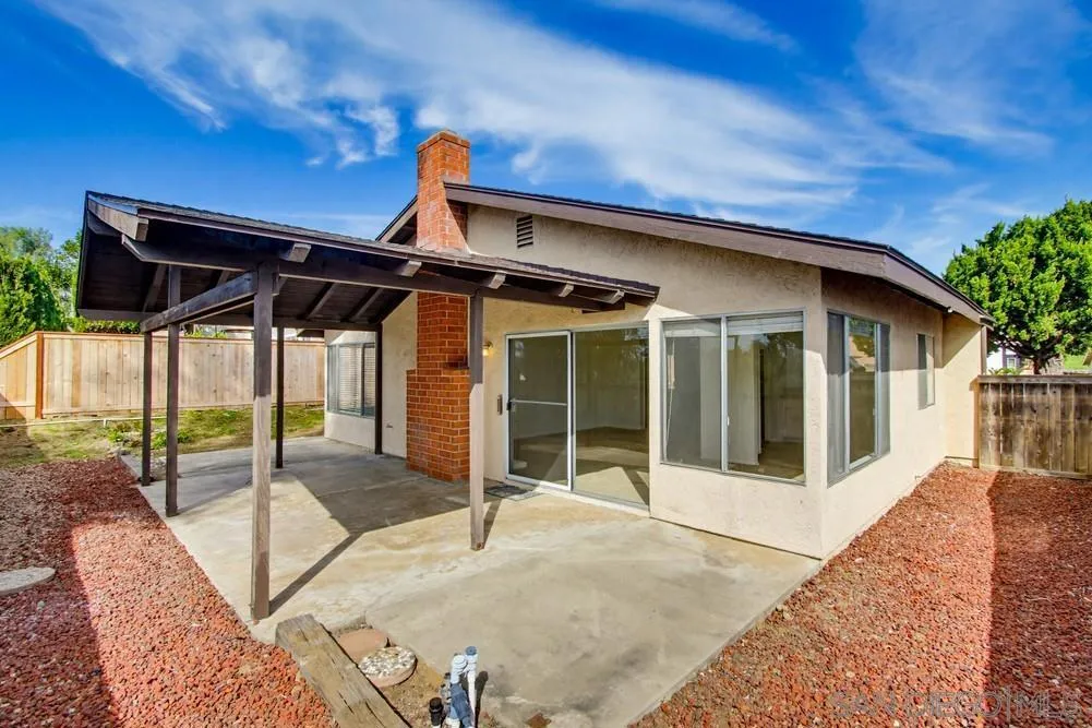 321 Skyridge Ln, Escondido, California 92026 home-pic-20