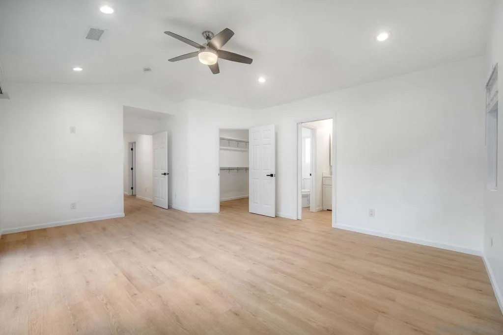 3427 Argyle St, San Diego, California 92111 home-pic-28