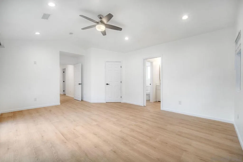 3427 Argyle St, San Diego, California 92111 home-pic-30