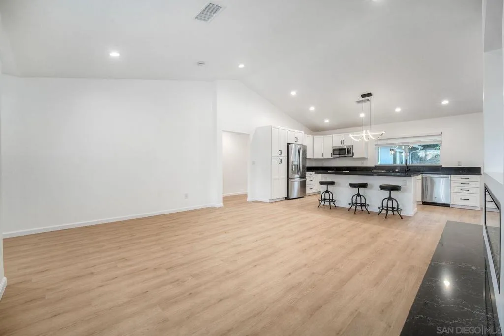 3427 Argyle St, San Diego, California 92111 home-pic-14