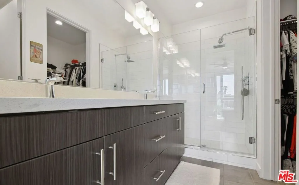 1156 N Orange Drive, Hollywood, California 90038 home-pic-13