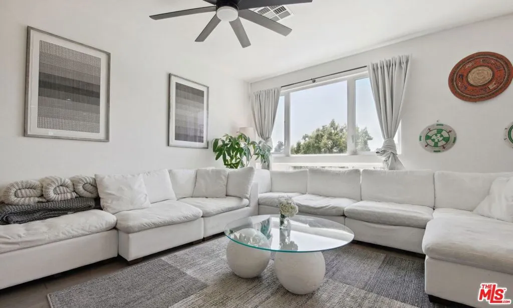 1156 N Orange Drive, Hollywood, California 90038 home-pic-8