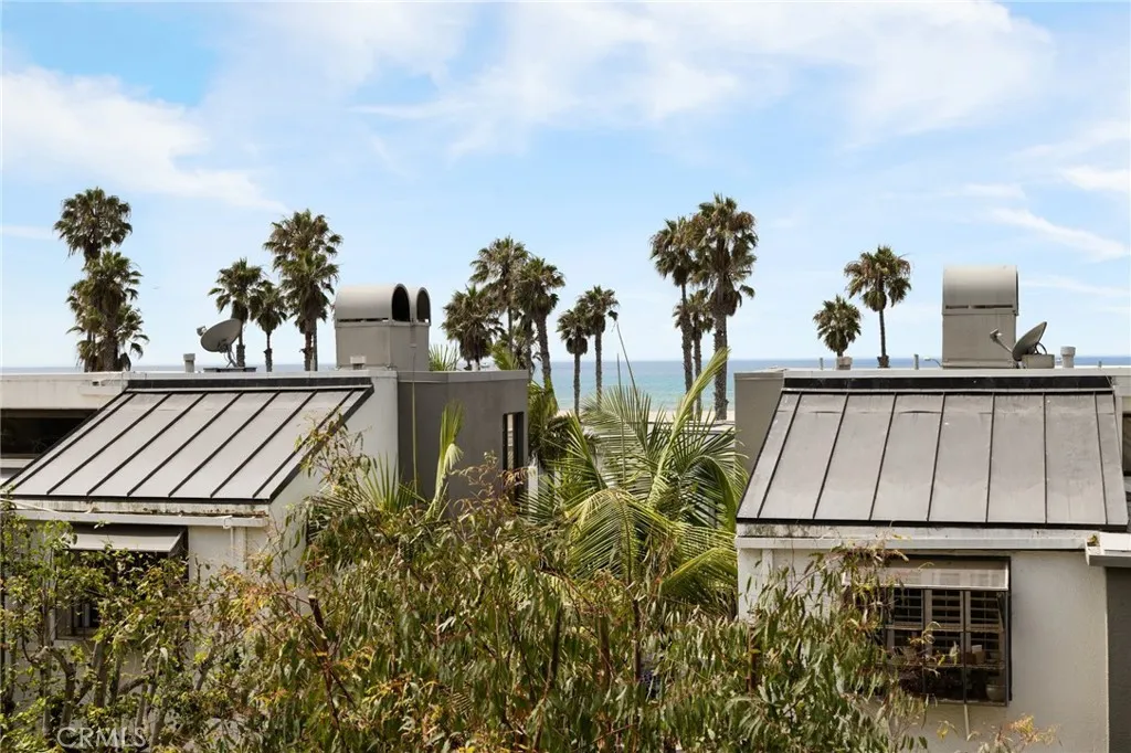 2960 Neilson Way 301, Santa Monica, California 90405 home-pic-39