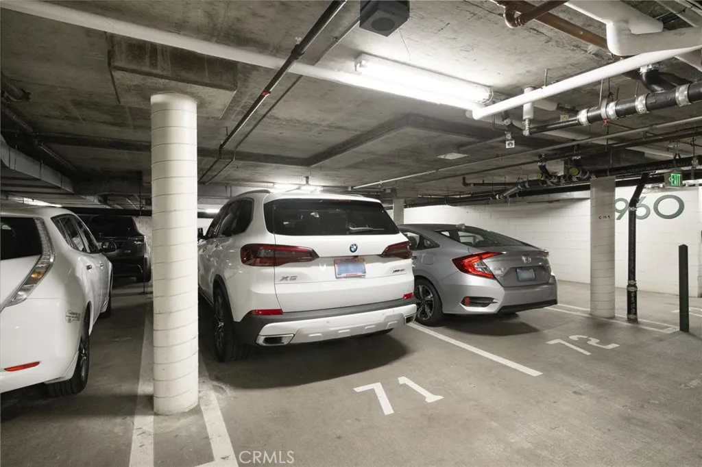 2960 Neilson Way 301, Santa Monica, California 90405 home-pic-26