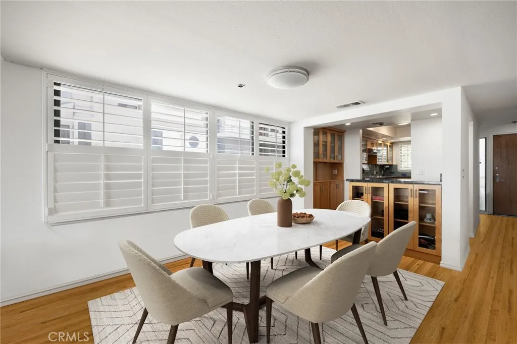 2960 Neilson Way 301, Santa Monica, California 90405 home-pic-6