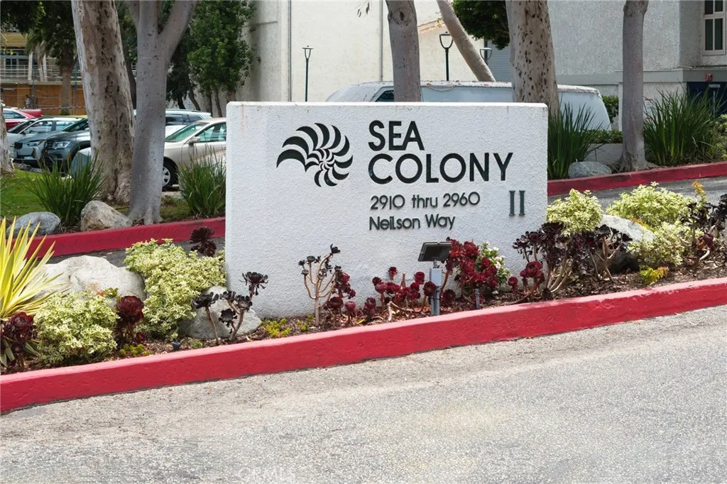 2960 Neilson Way 301, Santa Monica, California 90405 home-pic-40
