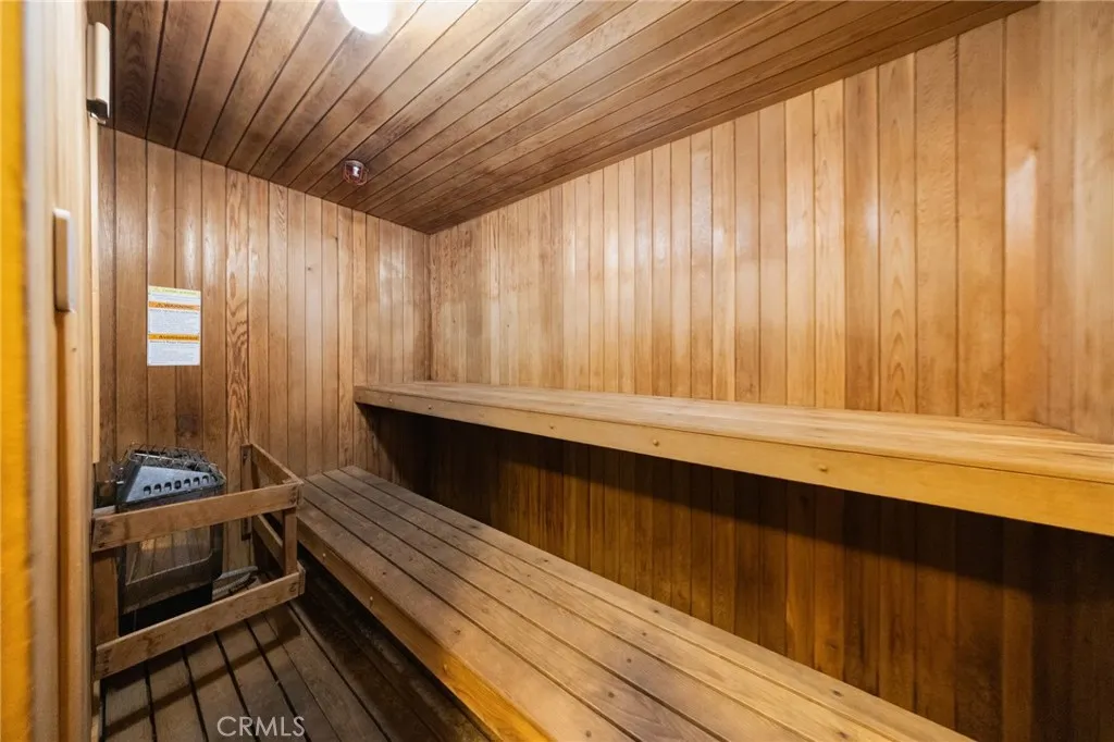 2960 Neilson Way 301, Santa Monica, California 90405 home-pic-34