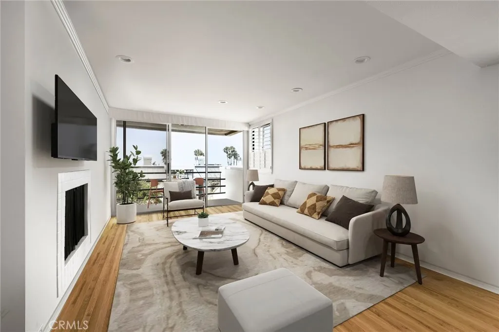 2960 Neilson Way 301, Santa Monica, California 90405 home-pic-1