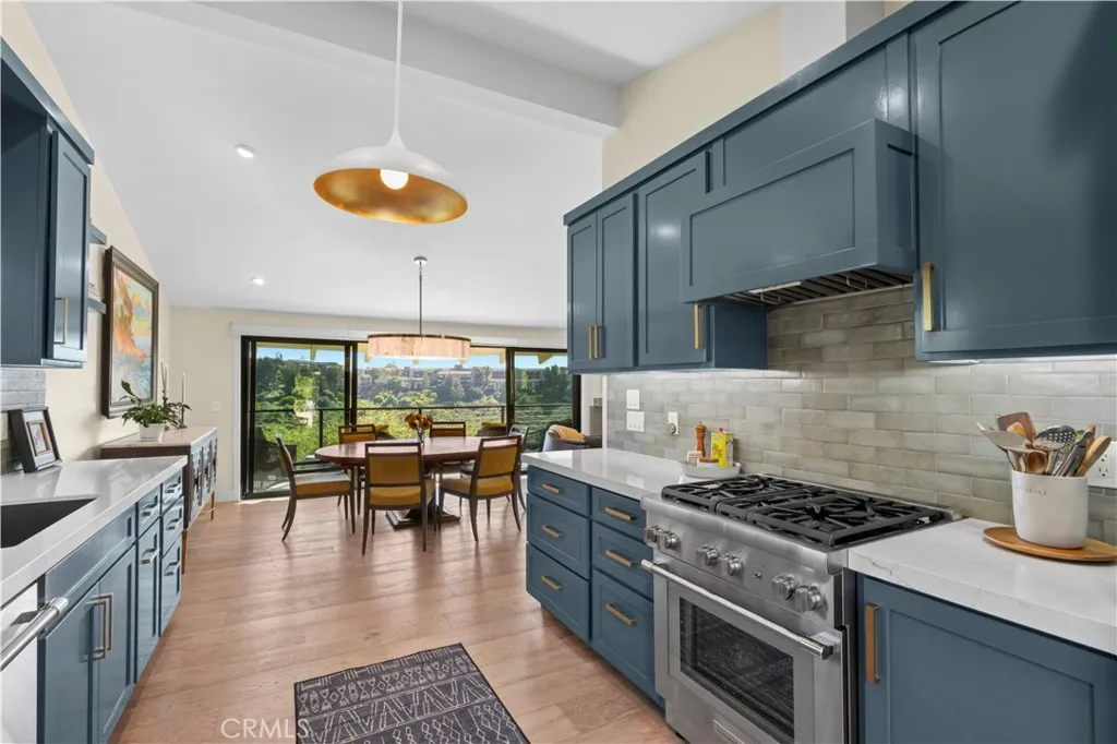 659 Vista Bonita, Newport Beach, California 92660 home-pic-12