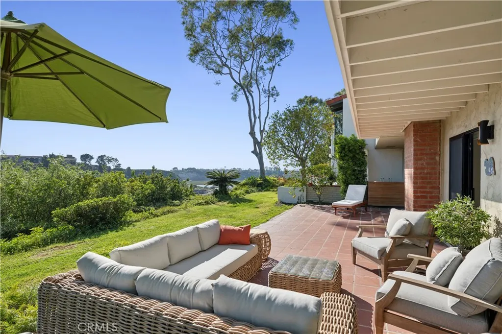 659 Vista Bonita, Newport Beach, California 92660 home-pic-32
