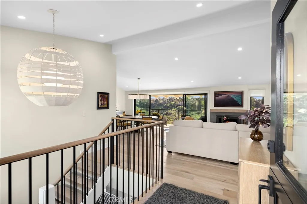659 Vista Bonita, Newport Beach, California 92660 home-pic-9