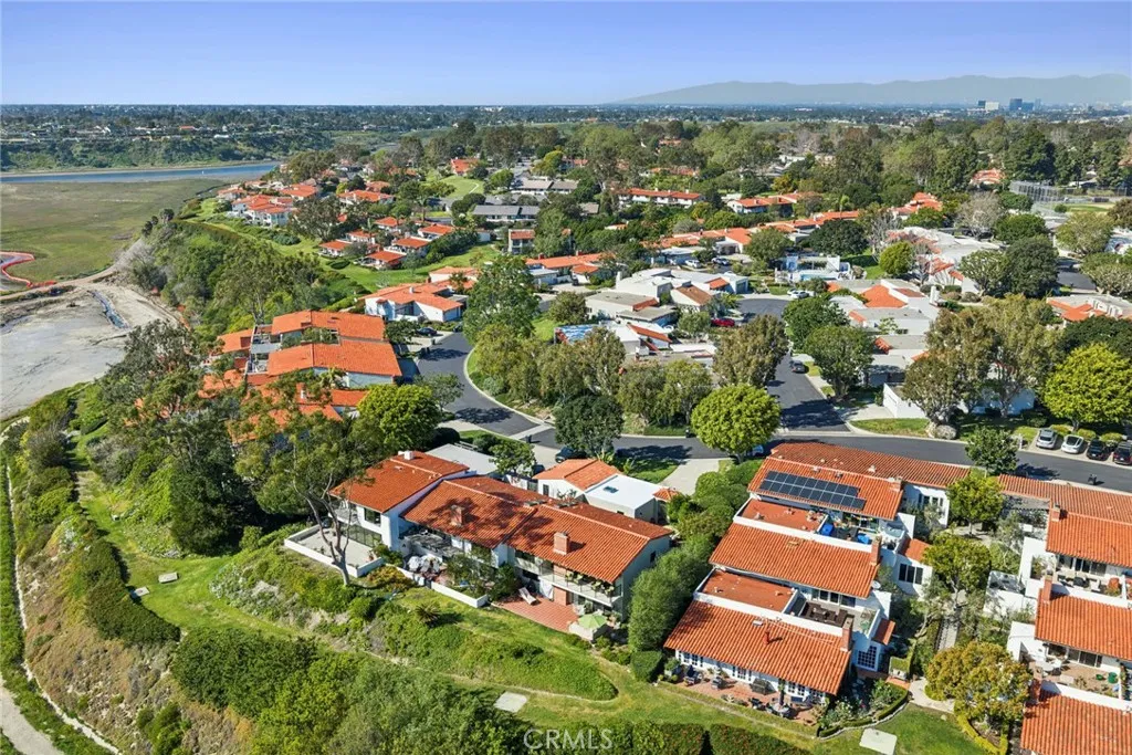 659 Vista Bonita, Newport Beach, California 92660 home-pic-34