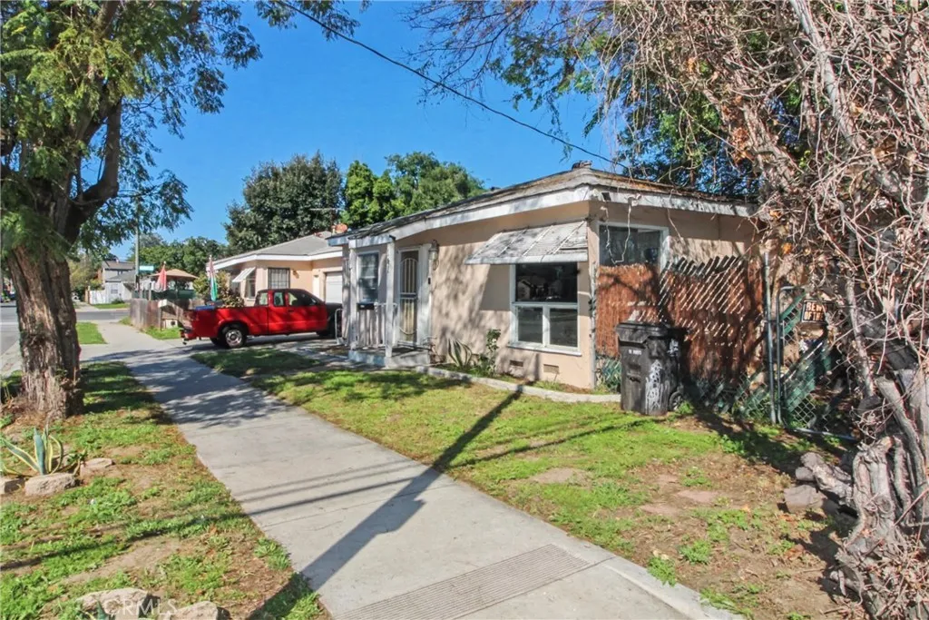 141 W 29th, Long Beach, California 90806 home-pic-20