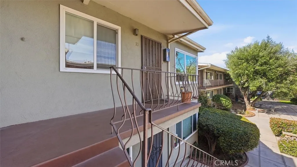 1020 E 2nd Street 10, Long Beach, California 90802 home-pic-17