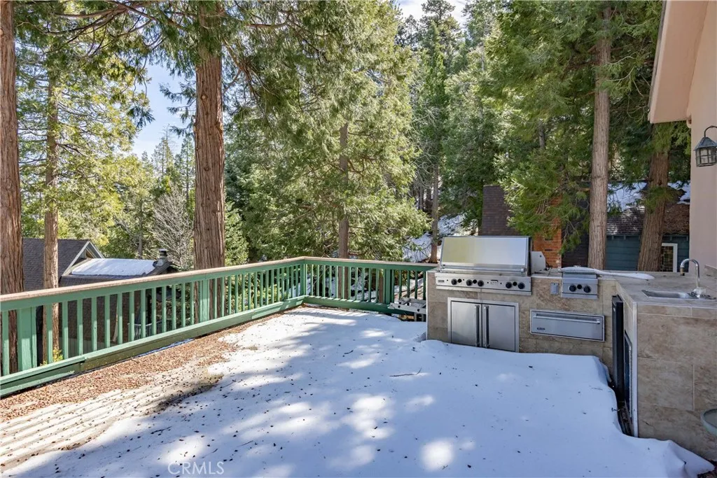 277 Grizzly Road, Lake Arrowhead, California 92352 home-pic-14