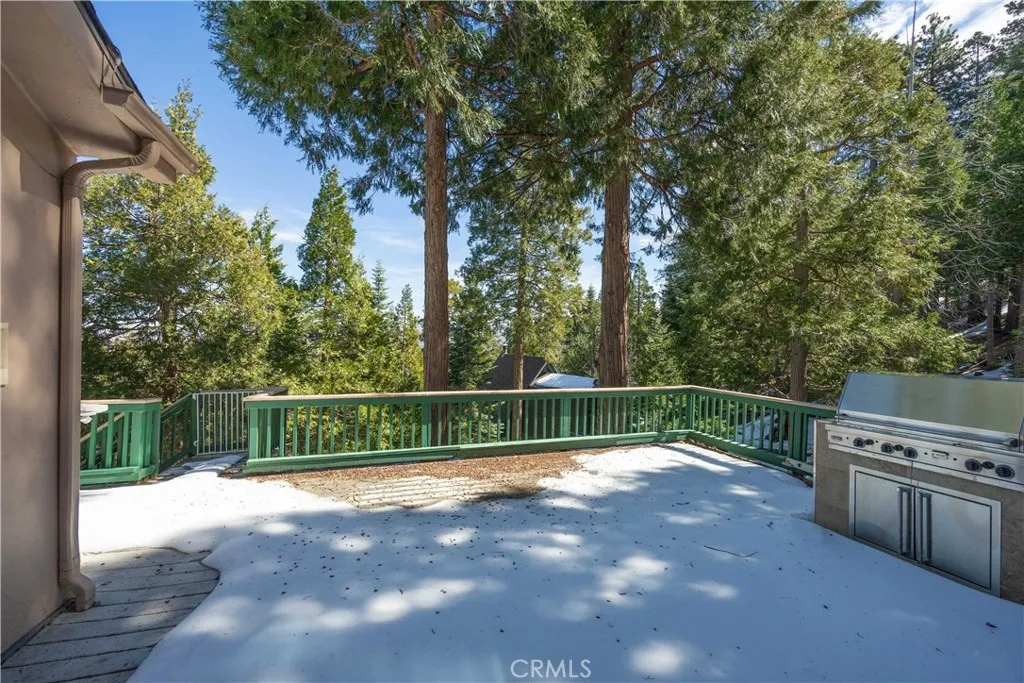 277 Grizzly Road, Lake Arrowhead, California 92352 home-pic-15