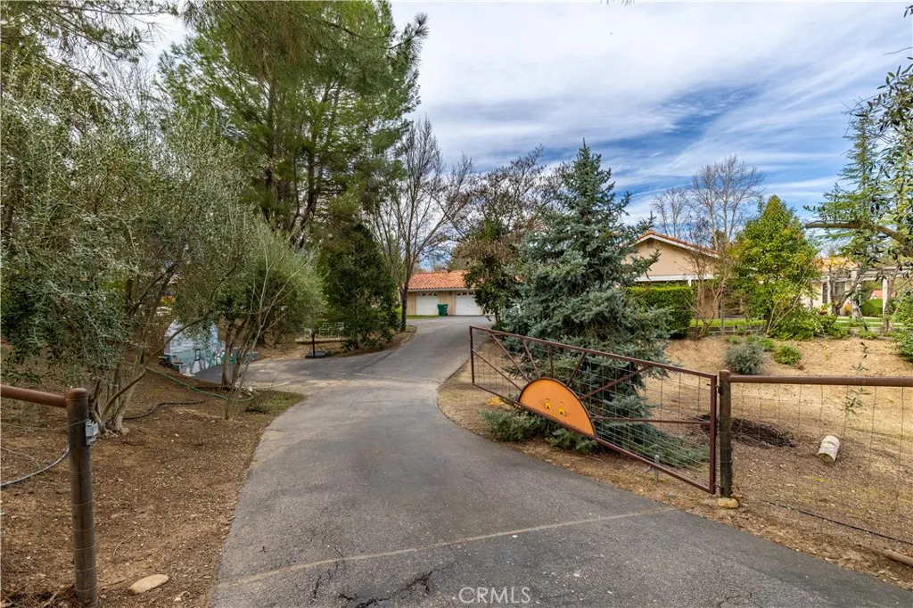 1235 Shane Lane, Templeton, California 93465 home-pic-60