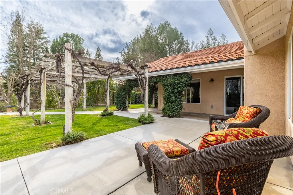 1235 Shane Lane, Templeton, California 93465 home-pic-39