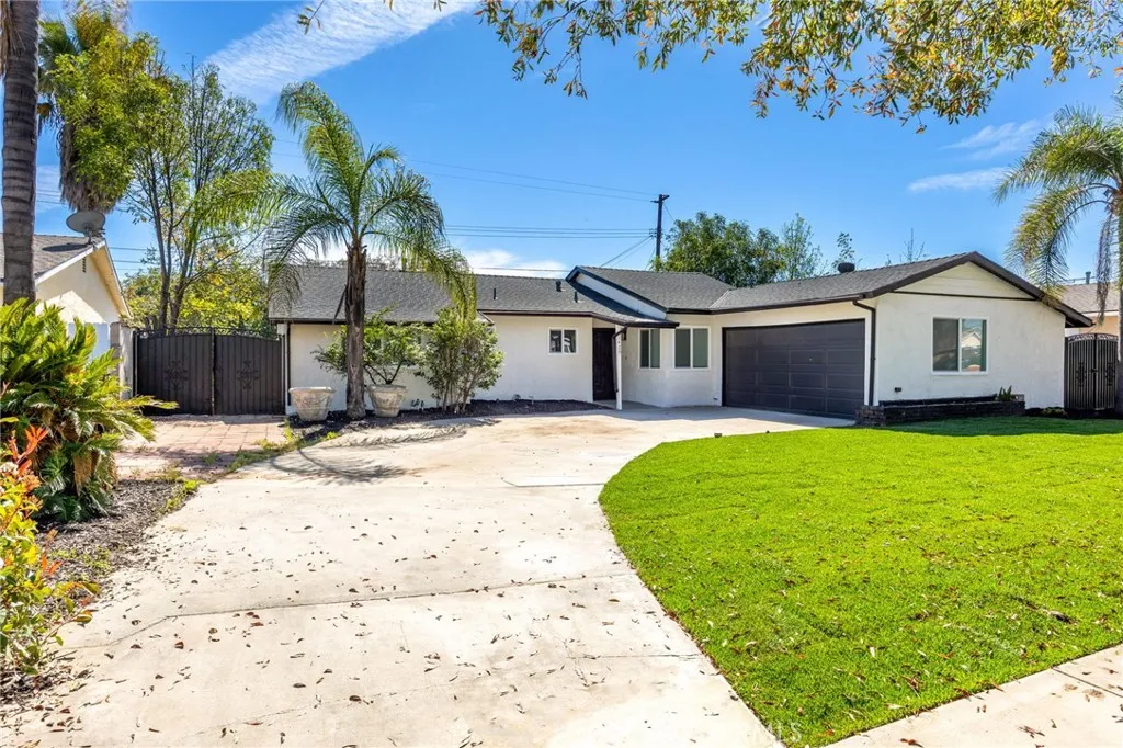 1420 Felicita Court, Upland, California 91786 home-pic-1
