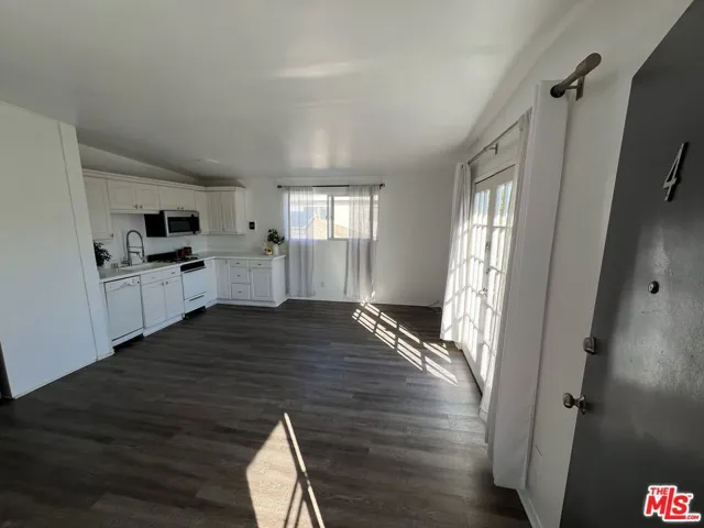 35 23rd Avenue, Venice, California 90291