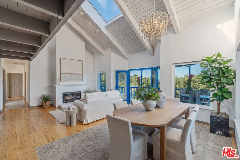 20675 Medley Lane, Topanga, California 90290 home-pic-10