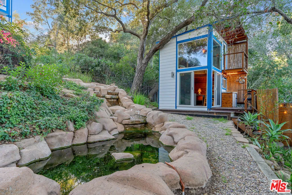 20675 Medley Lane, Topanga, California 90290 home-pic-35