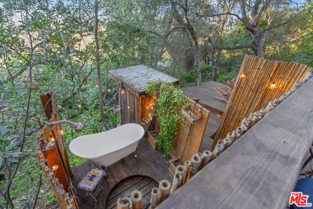 20675 Medley Lane, Topanga, California 90290 home-pic-39