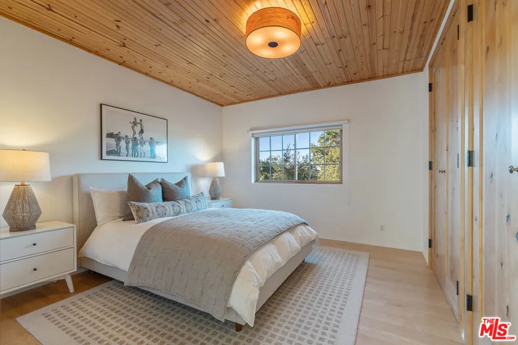 20675 Medley Lane, Topanga, California 90290 home-pic-32