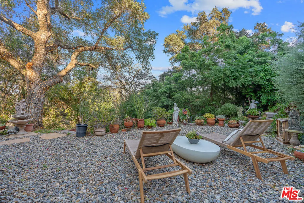20675 Medley Lane, Topanga, California 90290 home-pic-47