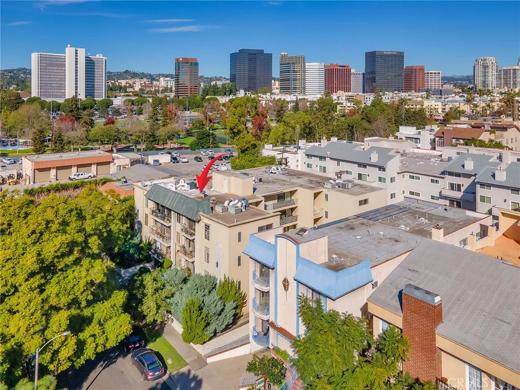 1410 S Bentley Avenue 103, Westwood Century City, California 90025 home-pic-37