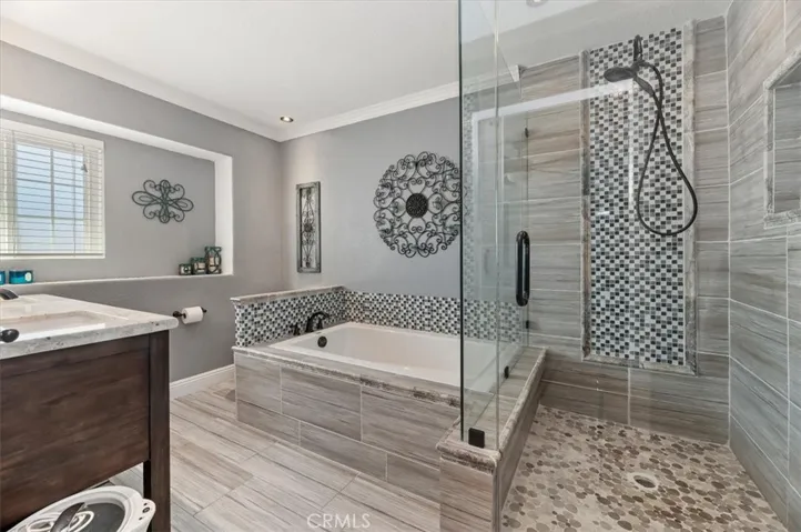 En-suite Upgraded Bathroom