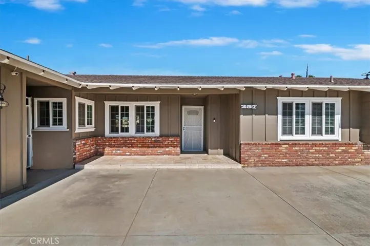 Front Entryway