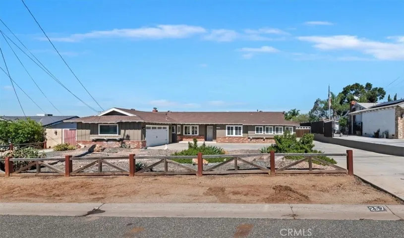 Low Maintenance Front Yard