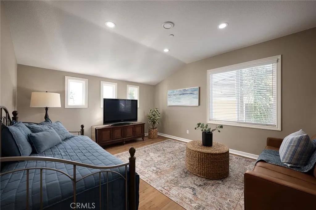 104 Via Plumosa, San Clemente, California 92673 home-pic-23