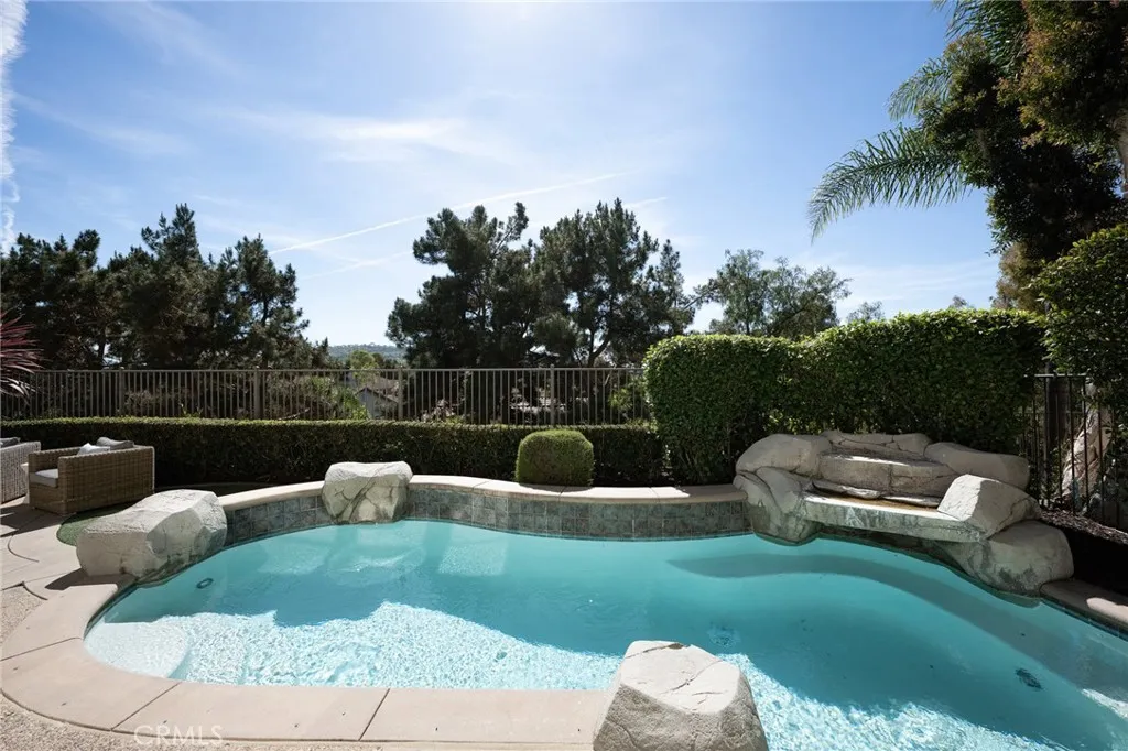 104 Via Plumosa, San Clemente, California 92673 home-pic-28